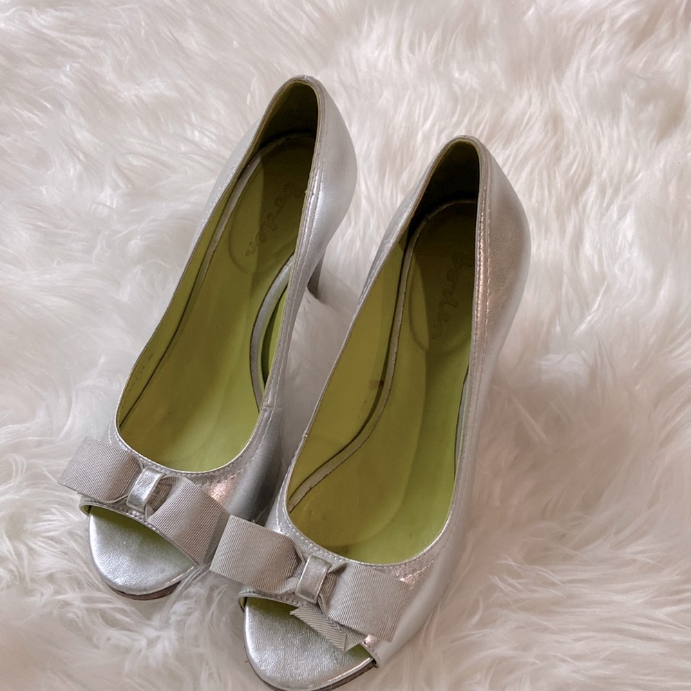 Boden heel silver